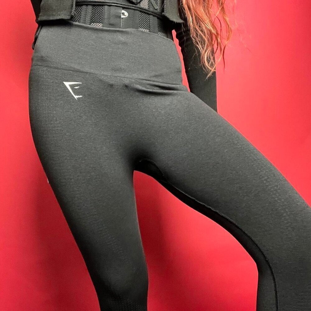 Gymshark / Black leggings 🤍🖤